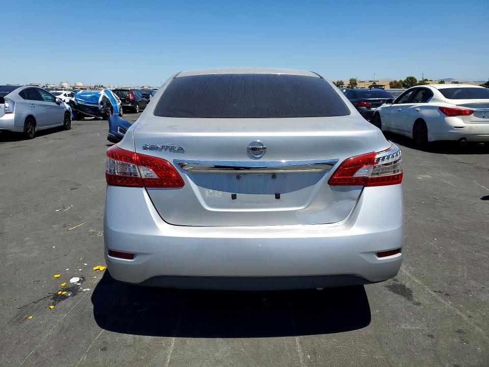 Продаж на аукціоні авто 2015 Nissan Sentra, vin: 3N1AB7AP6FY383687, номер лоту: 58333766