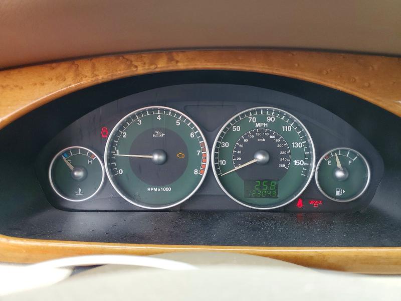 2002 Jaguar X-type მანქანა იყიდება აუქციონზე, vin: SAJEB51D02XC77633, აუქციონის ნომერი: 58620096