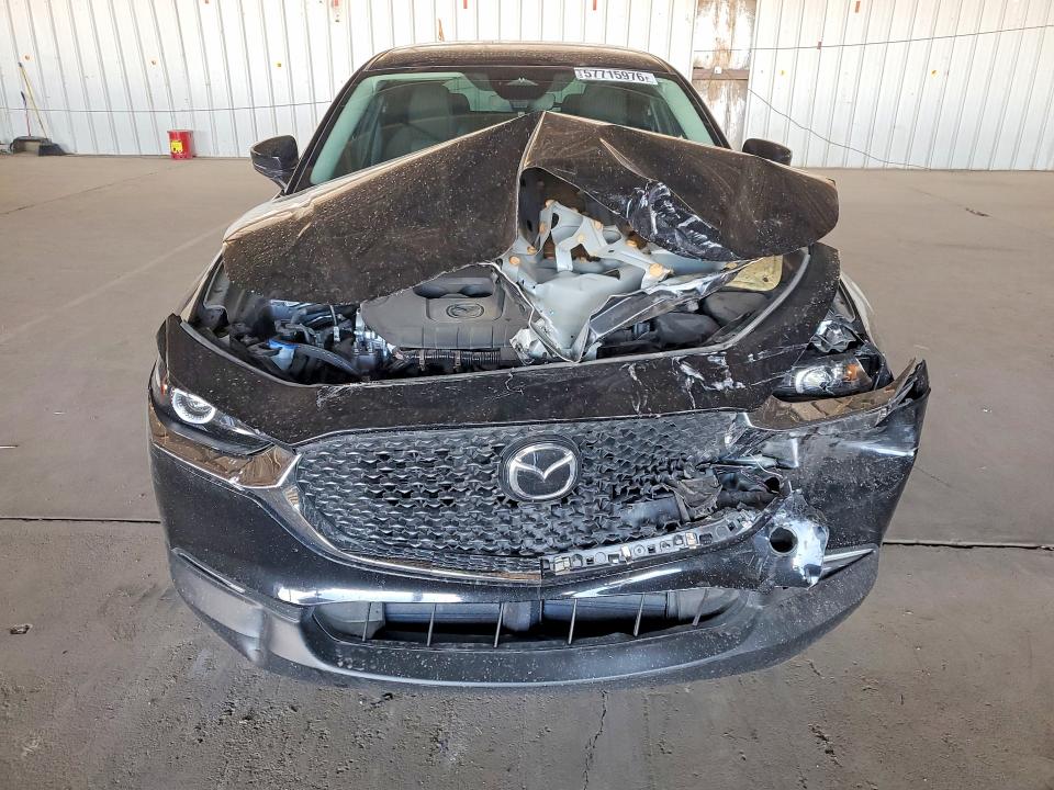 57715976 :رقم المزاد ، 3MVDMBAMXRM711877 vin ، 2024 Mazda Cx-30 مزاد بيع