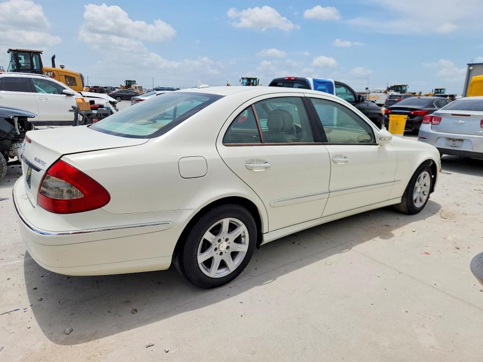 58148096 :رقم المزاد ، WDBUF22X99B396483 vin ، 2009 Mercedes-benz E مزاد بيع