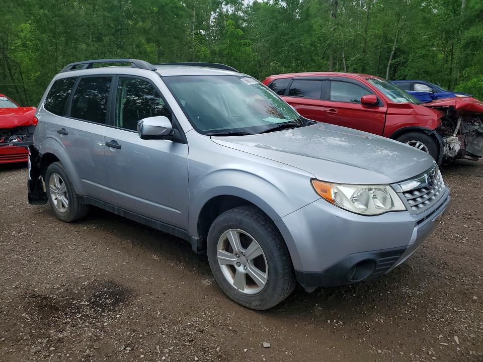 56614016 :رقم المزاد ، JF2SHCBC9DH428930 vin ، 2013 Subaru Forester مزاد بيع