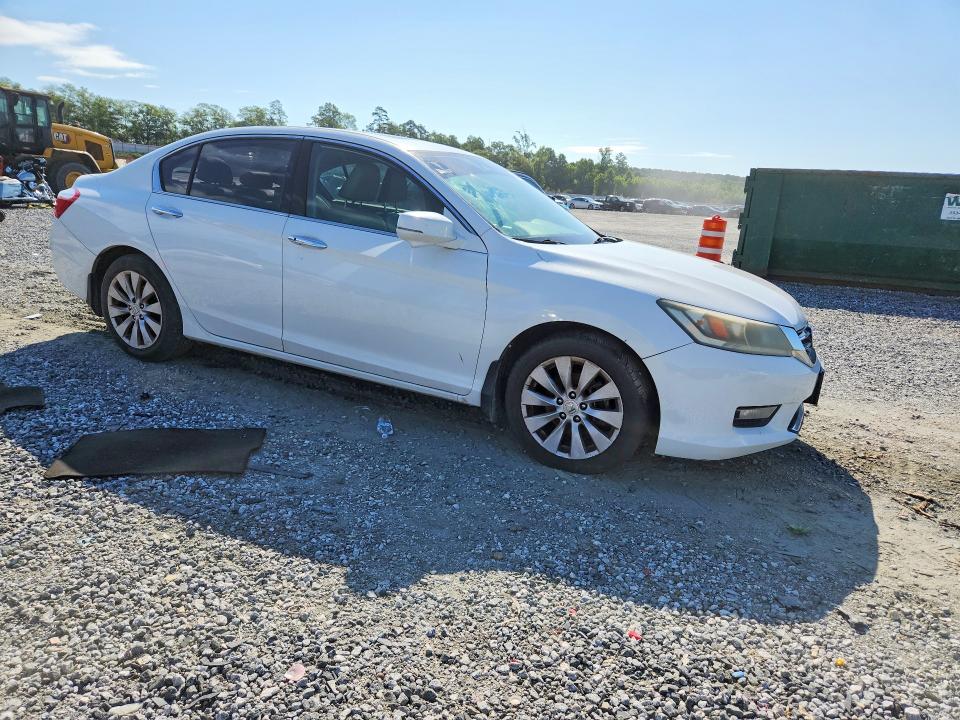 2015 Honda Accord მანქანა იყიდება აუქციონზე, vin: 1HGCR3F8XFA020245, აუქციონის ნომერი: 55550496