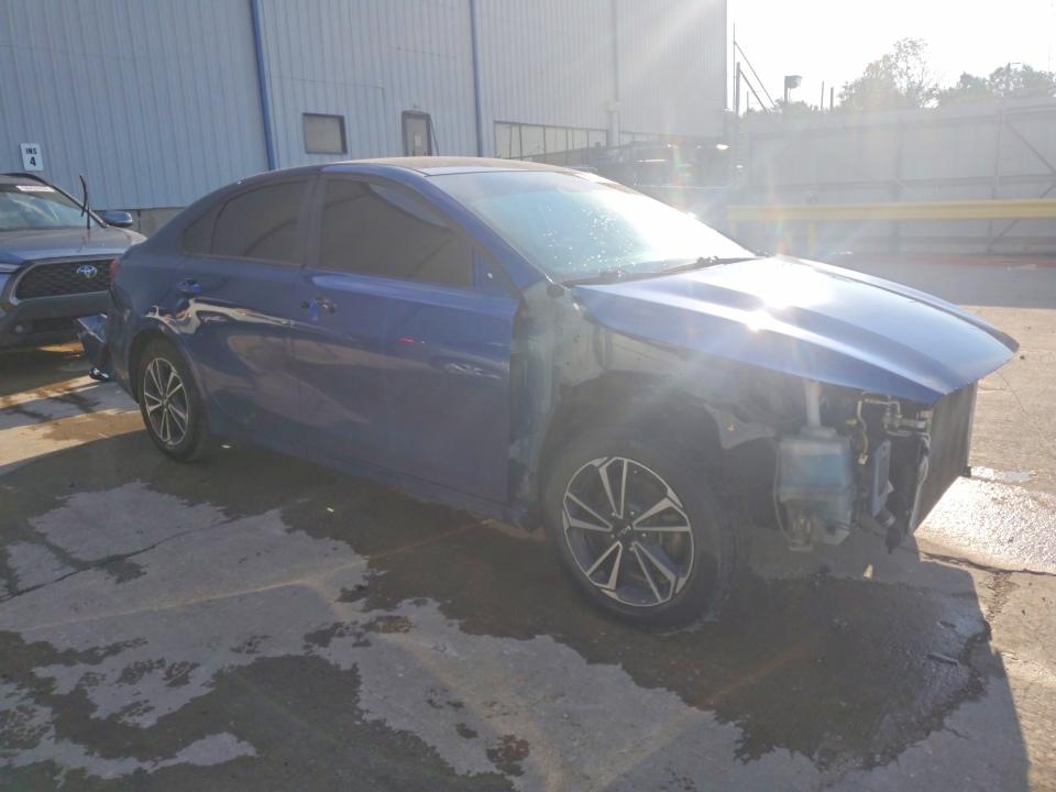 58583736 :رقم المزاد ، 3KPF24AD2RE725620 vin ، 2024 Kia Forte مزاد بيع