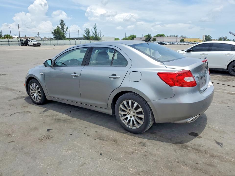 2013 Suzuki Kizashi მანქანა იყიდება აუქციონზე, vin: JS2RE9A38D6100314, აუქციონის ნომერი: 56505946