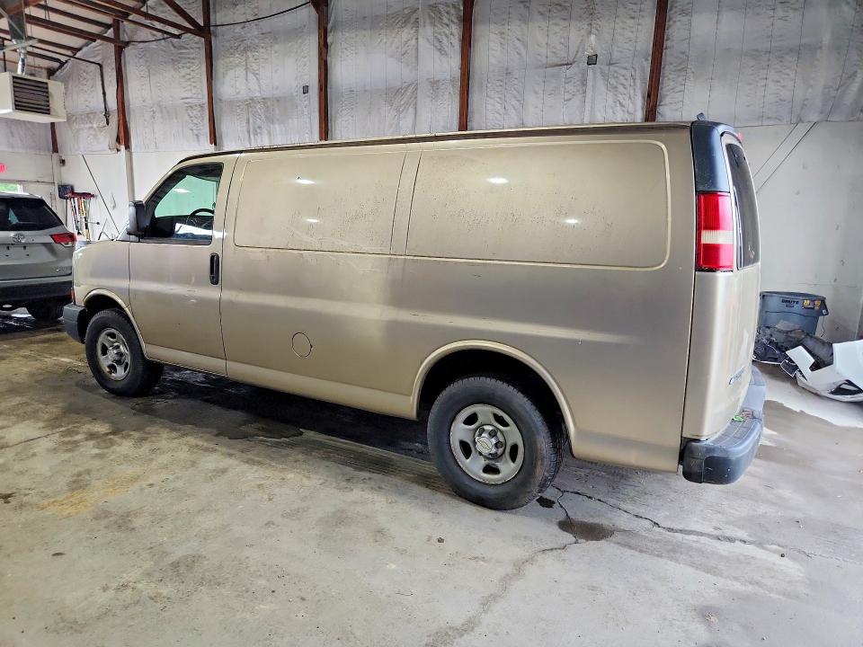 58045586 :رقم المزاد ، 1GCFG15X871185727 vin ، 2007 Chevrolet Express G1500 مزاد بيع