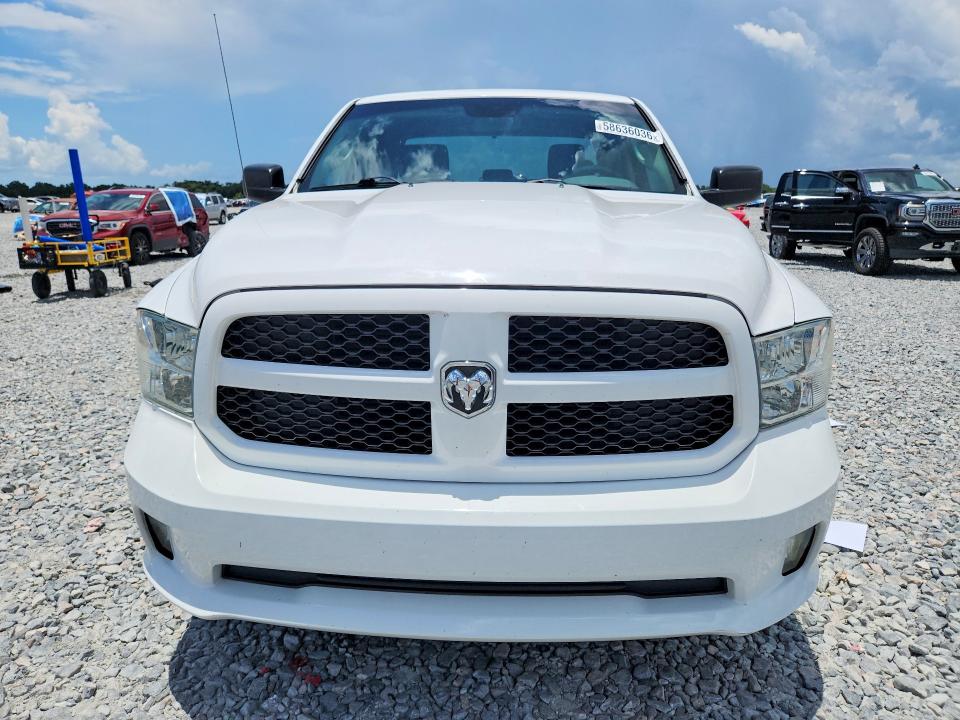 58636036 :رقم المزاد ، 1C6RR6FT5FS541891 vin ، 2015 Ram 1500 مزاد بيع