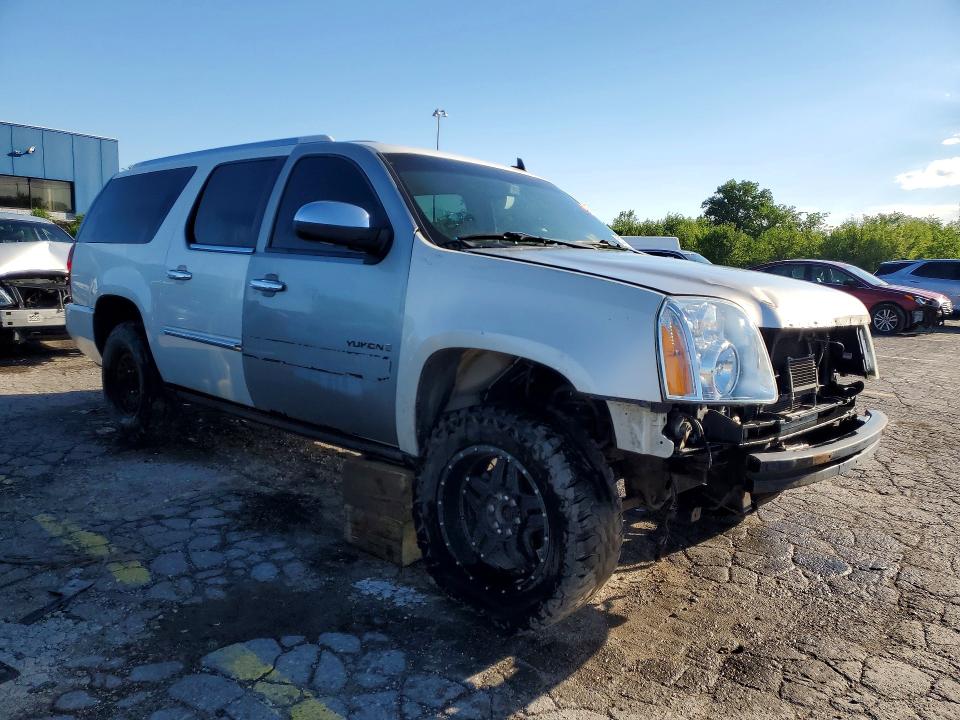 2011 Cadillac Escalade მანქანა იყიდება აუქციონზე, vin: 1GYS4KEF2BR122521, აუქციონის ნომერი: 53747576