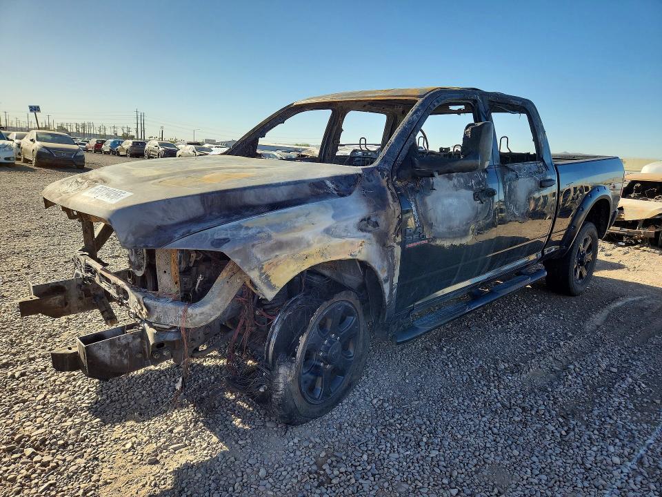 55819456 :رقم المزاد ، 3C6UR5DLXGG160960 vin ، 2016 Ram 2500 مزاد بيع