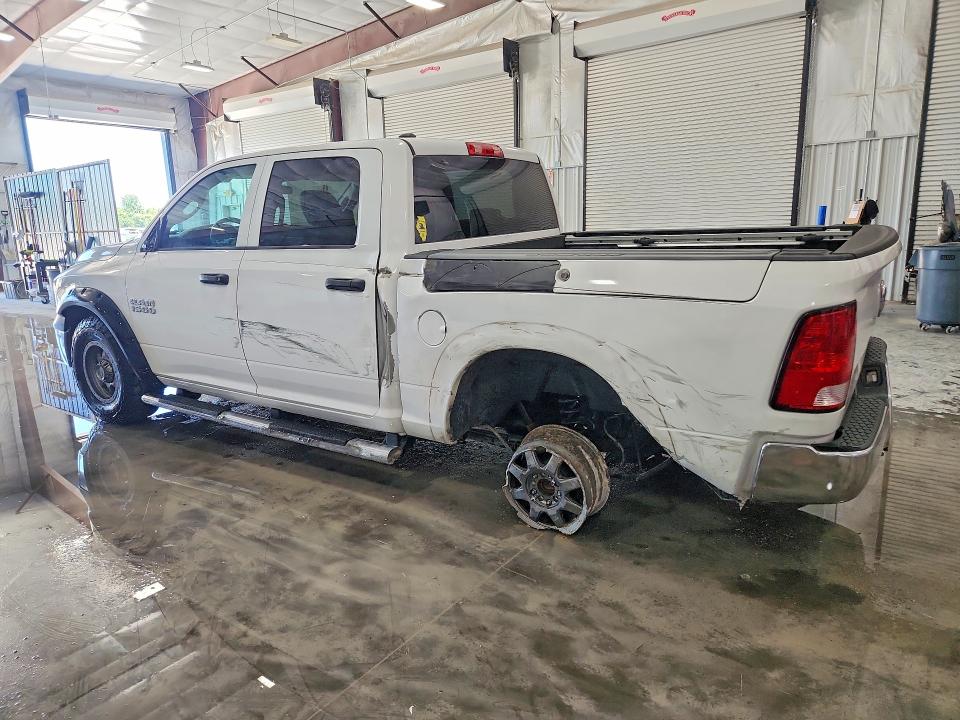 57182366 :رقم المزاد ، 1C6RR7KM8JS228024 vin ، 2018 Ram 1500 مزاد بيع
