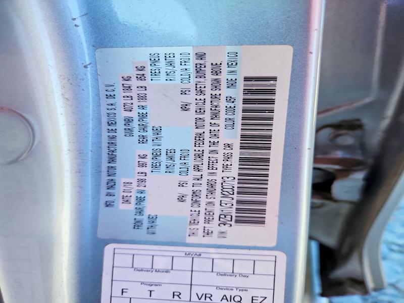 55676416 :رقم المزاد ، 3MZBN1V37JM200713 vin ، 2018 Mazda 3 مزاد بيع