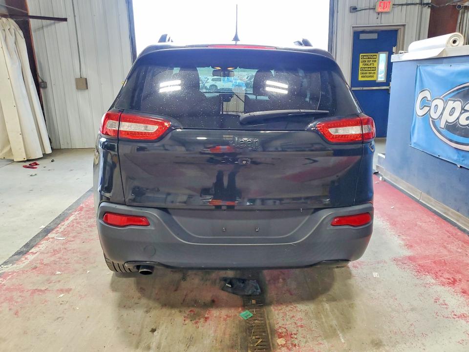 56828896 :رقم المزاد ، 1C4PJMCB3FW792599 vin ، 2015 Jeep Cherokee مزاد بيع