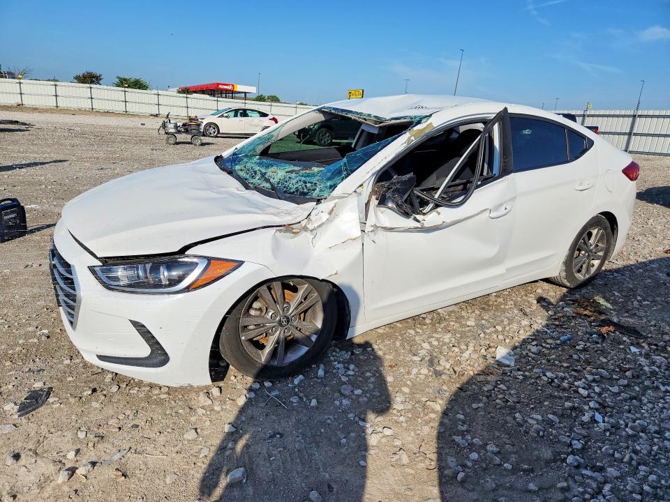 58614876 :رقم المزاد ، 5NPD84LF3JH236244 vin ، 2018 Hyundai Elantra مزاد بيع