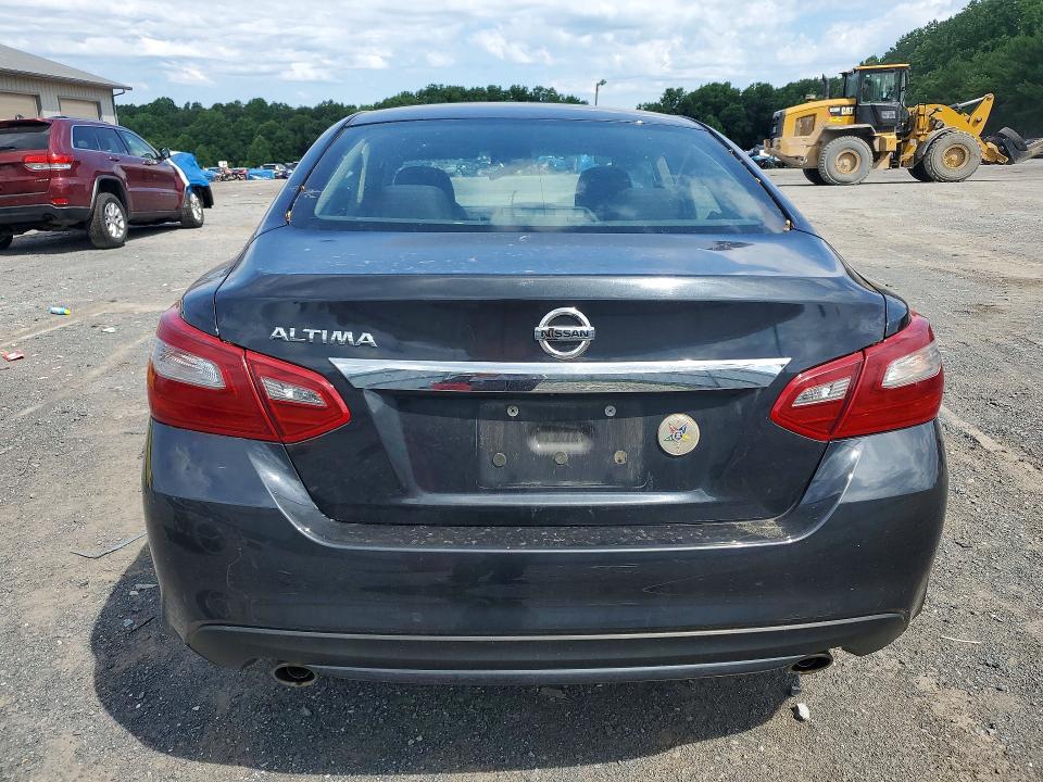 2018 Nissan Altima მანქანა იყიდება აუქციონზე, vin: 1N4AL3AP9JC226553, აუქციონის ნომერი: 58528376