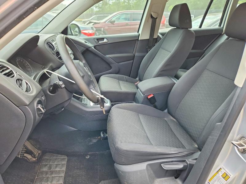 55758146 :رقم المزاد ، WVGBV7AX2CW560307 vin ، 2012 Volkswagen Tiguan مزاد بيع