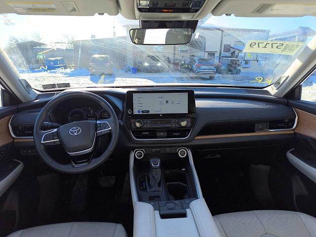 Продажа на аукционе авто 2024 Toyota Grand Highlander, vin: 5TDAAAB53RS059442, номер лота: 58358466