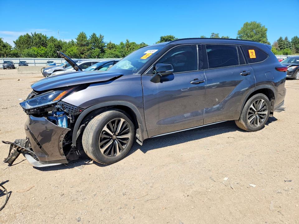 2022 Toyota Highlander მანქანა იყიდება აუქციონზე, vin: 5TDJZRBH4NS189998, აუქციონის ნომერი: 57934346