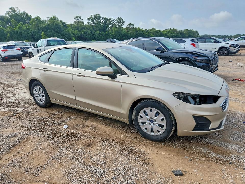 Продажа на аукционе авто 2019 Ford Fusion, vin: 3FA6P0G76KR268441, номер лота: 57891256