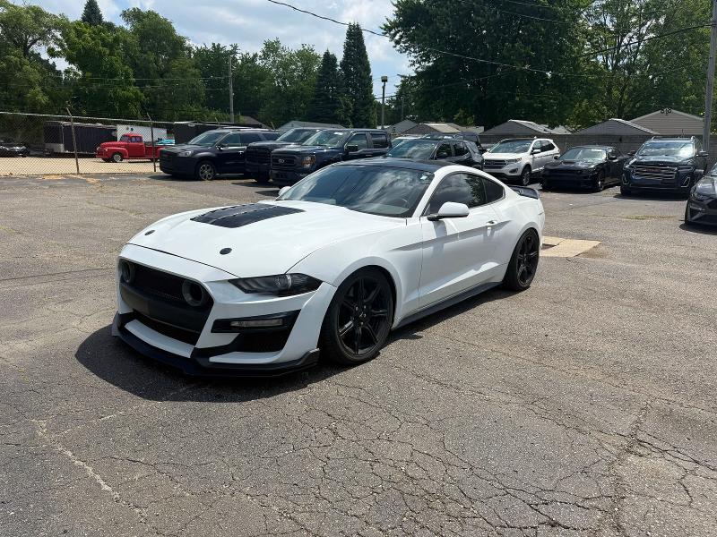 59642556 :رقم المزاد ، 1FA6P8CF4K5146692 vin ، 2019 Ford Mustang مزاد بيع