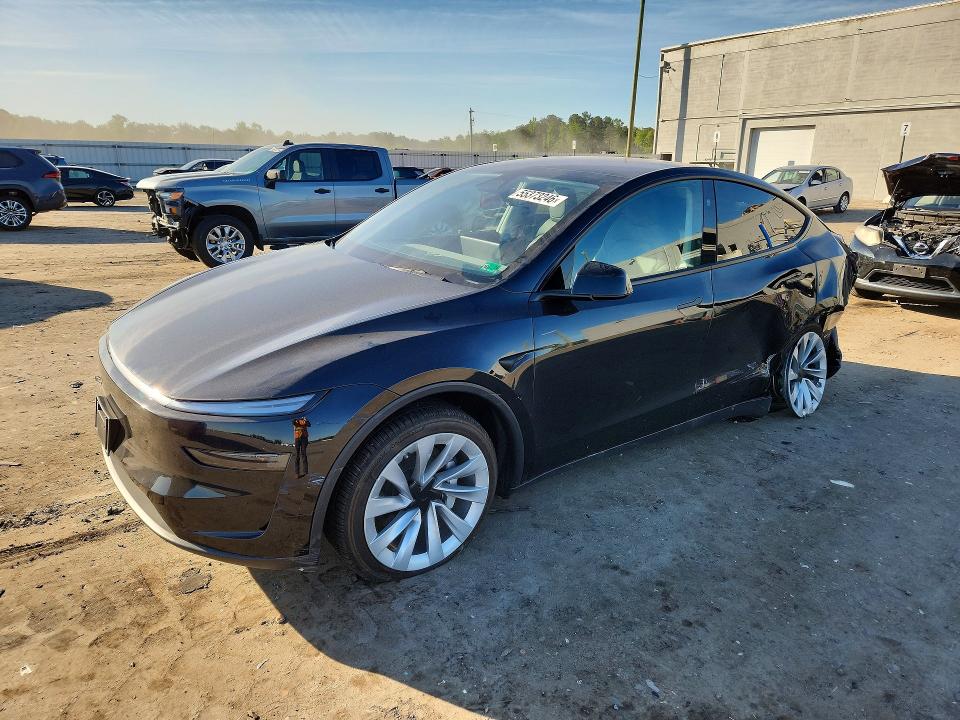 Продажа на аукционе авто 2026 Tesla Model Y, vin: 7SAYGDEDXTF462267, номер лота: 55373246