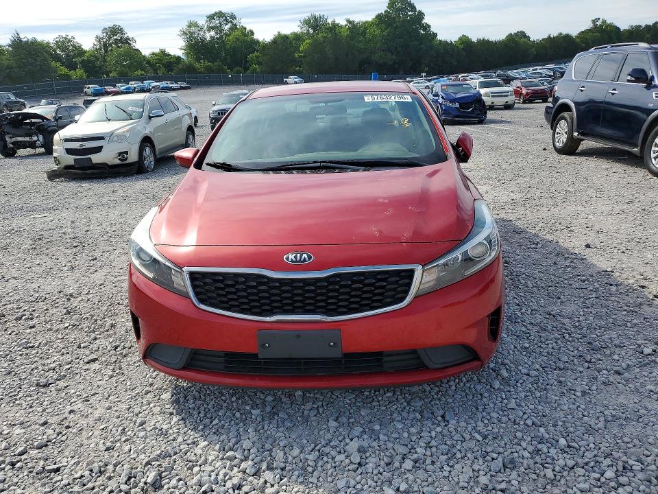 2017 Kia Forte მანქანა იყიდება აუქციონზე, vin: 3KPFL4A70HE103426, აუქციონის ნომერი: 57632796