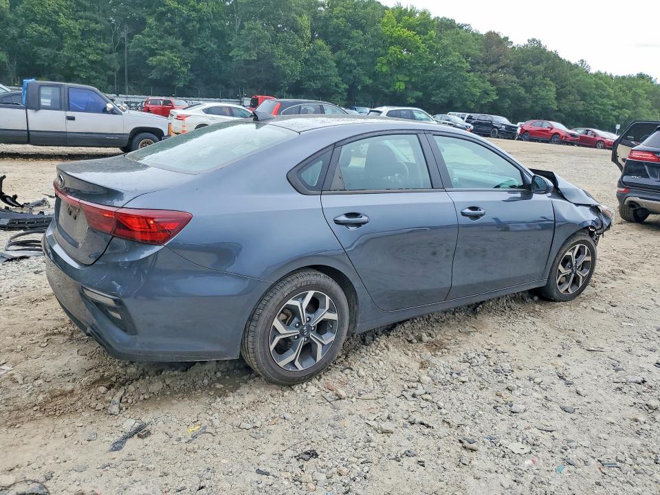 2020 Kia Forte მანქანა იყიდება აუქციონზე, vin: 3KPF24ADXLE213286, აუქციონის ნომერი: 57722916