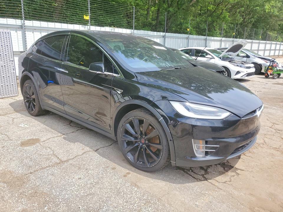 56950686 :رقم المزاد ، 5YJXCAE28GF002368 vin ، 2016 Tesla Model X مزاد بيع