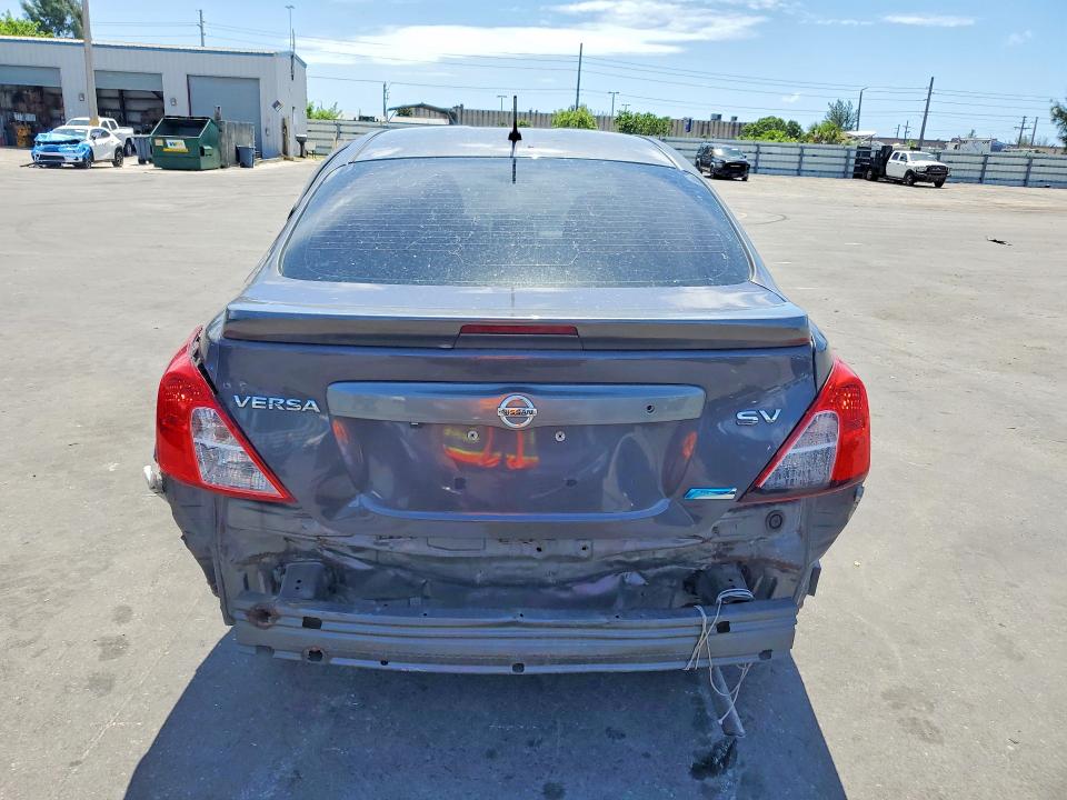 Продаж на аукціоні авто 2018 Nissan Versa, vin: 3N1CN7AP3JL885286, номер лоту: 57828836