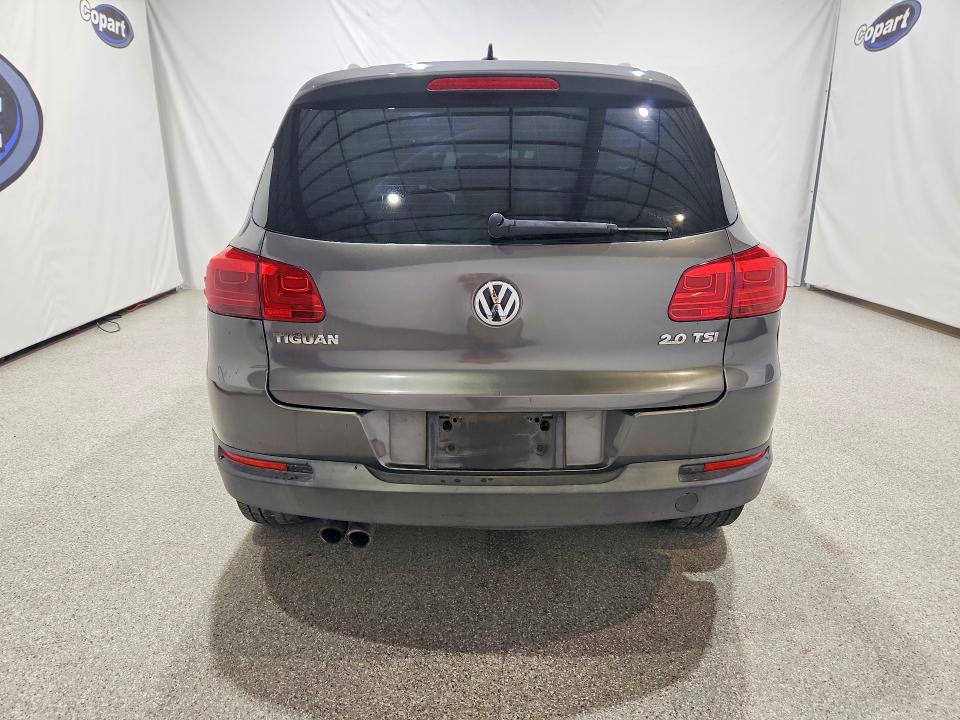 58683196 :رقم المزاد ، WVGAV7AX3CW005832 vin ، 2012 Volkswagen Tiguan مزاد بيع