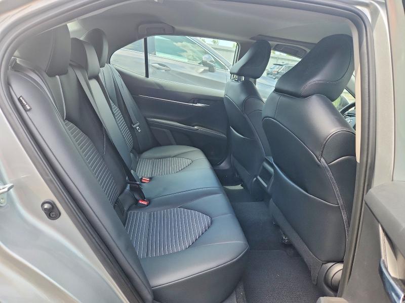 55318696 :رقم المزاد ، 4T1T11BK3NU061207 vin ، 2022 Toyota Camry مزاد بيع