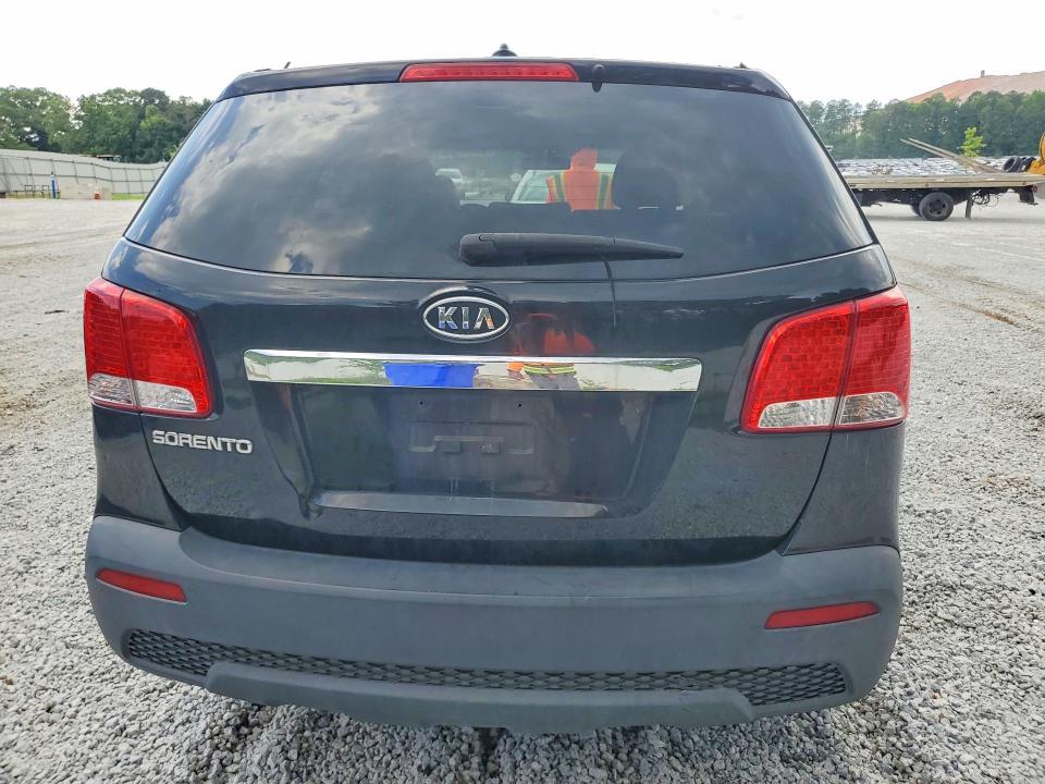55467556 :رقم المزاد ، 5XYKT3A1XBG136027 vin ، 2011 Kia Sorento مزاد بيع