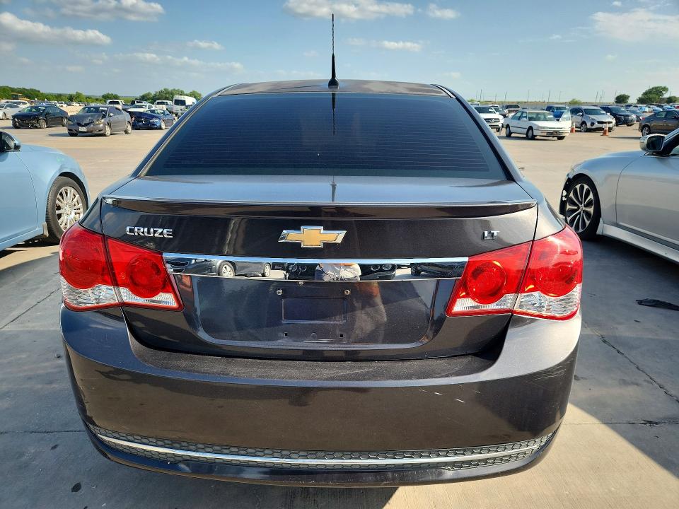 58918886 :رقم المزاد ، 1G1PE5SB1E7327736 vin ، 2014 Chevrolet Cruze مزاد بيع