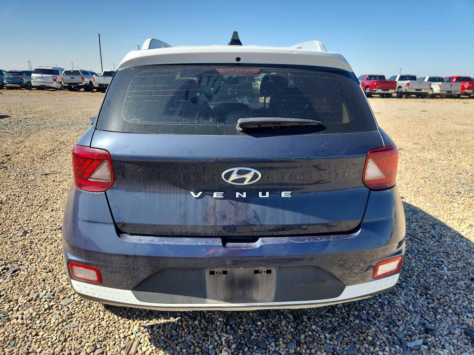56882746 :رقم المزاد ، KMHRC8A38MU112139 vin ، 2021 Hyundai Venue مزاد بيع