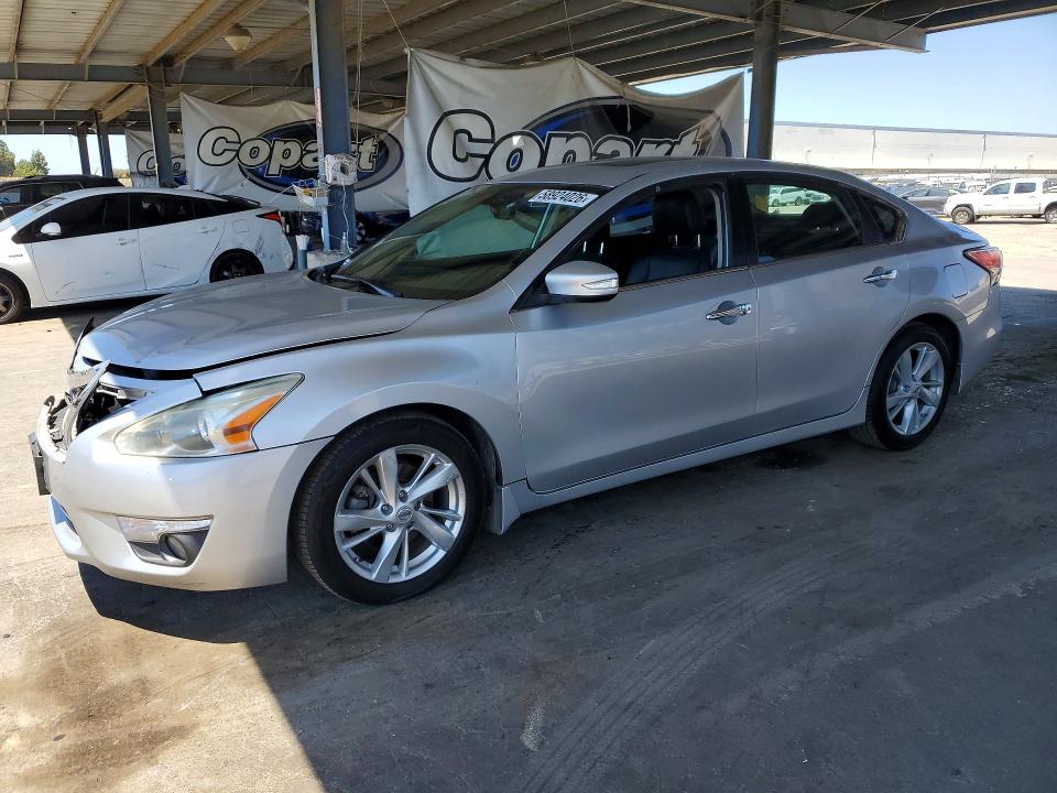 58924026 :رقم المزاد ، 1N4AL3APXFN360371 vin ، 2015 Nissan Altima مزاد بيع