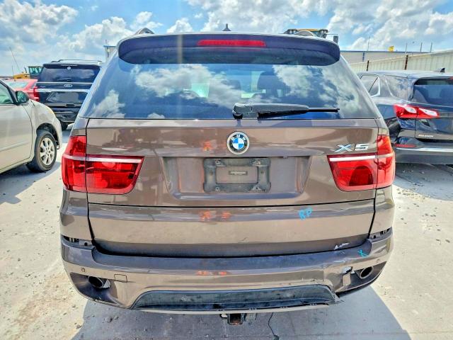 56697176 :رقم المزاد ، 5UXZV4C51CL988527 vin ، 2012 Bmw X5 مزاد بيع