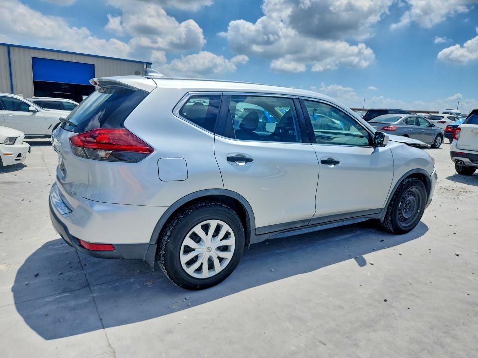 Продажа на аукционе авто 2018 Nissan Rogue, vin: KNMAT2MVXJP540526, номер лота: 57507026