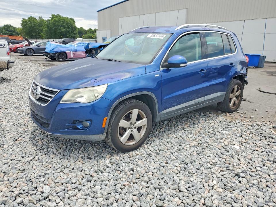 55627806 :رقم المزاد ، WVGAV7AX7AW002123 vin ، 2010 Volkswagen Tiguan مزاد بيع
