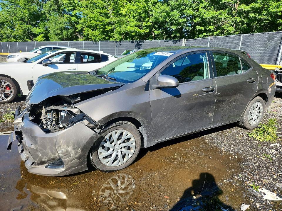 58396556 :رقم المزاد ، 2T1BURHE4HC875116 vin ، 2017 Toyota Corolla مزاد بيع