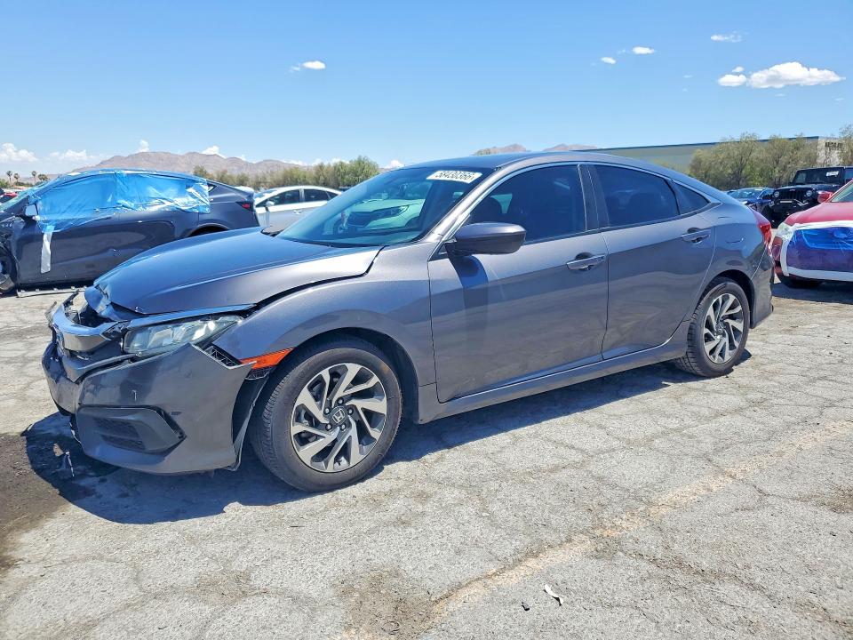 58430366 :رقم المزاد ، 19XFC2F74JE031553 vin ، 2018 Honda Civic مزاد بيع