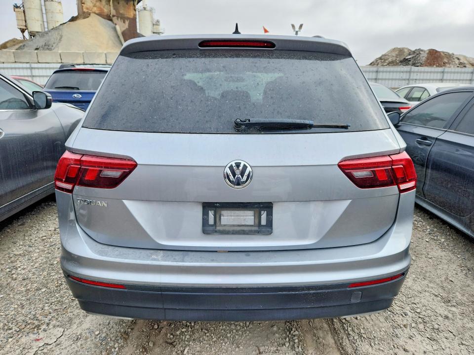 Продажа на аукционе авто 2021 Volkswagen Tiguan, vin: 3VV1B7AX5MM066244, номер лота: 55956276