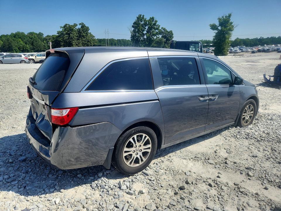 85613755 :رقم المزاد ، 5FNRL5H45DB032730 vin ، 2013 Honda Odyssey مزاد بيع
