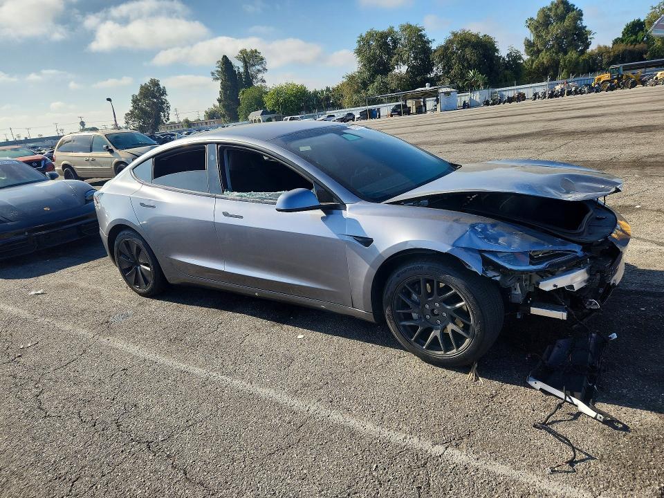 2025 Tesla Model 3 მანქანა იყიდება აუქციონზე, vin: 5YJ3E1EB4SF011022, აუქციონის ნომერი: 57969806