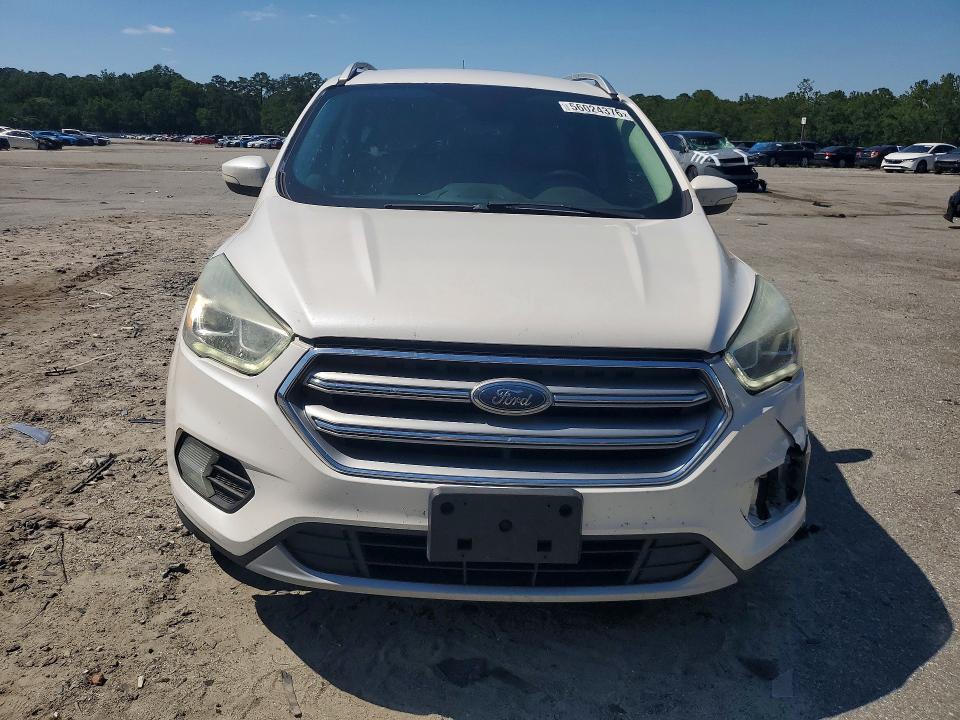 2017 Ford Escape მანქანა იყიდება აუქციონზე, vin: 1FMCU0JD8HUA46596, აუქციონის ნომერი: 56024376