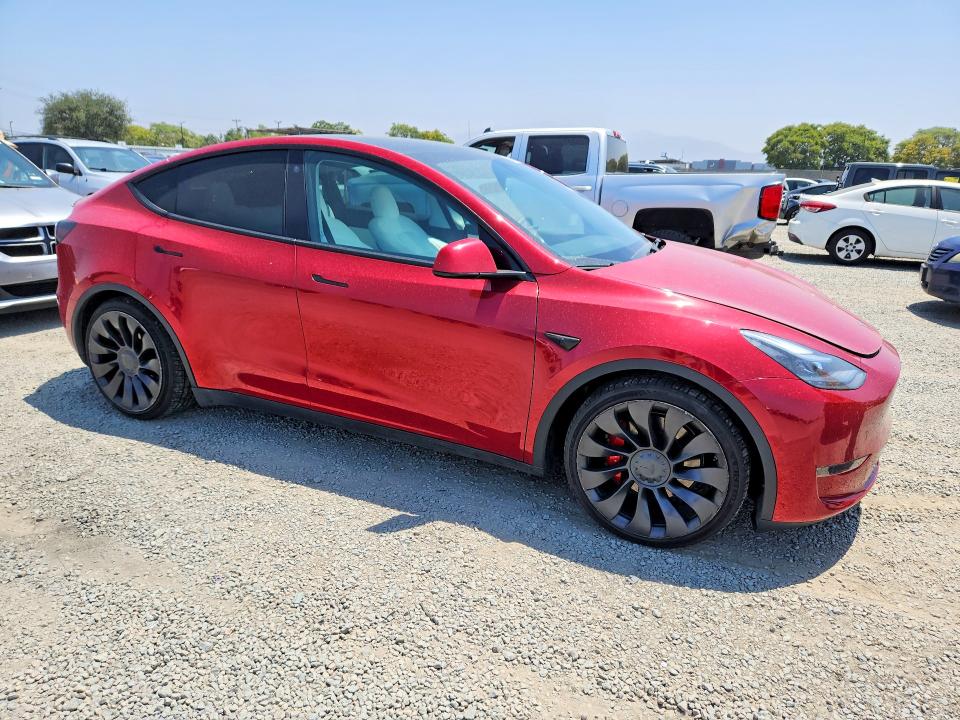 Продажа на аукционе авто 2022 Tesla Model Y, vin: 7SAYGDEF5NF390141, номер лота: 56101276