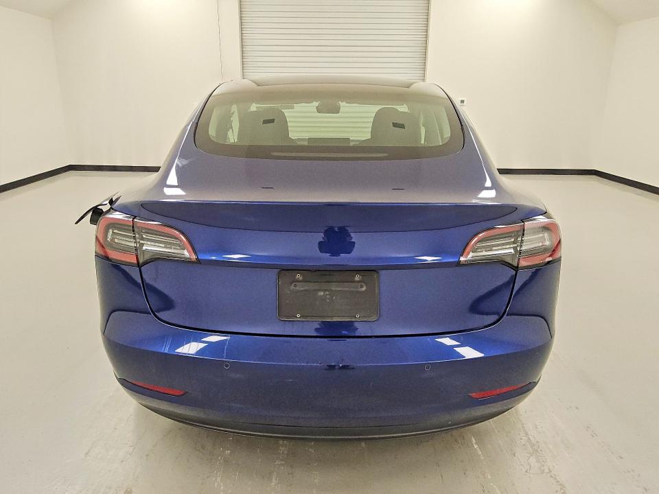 Продажа на аукционе авто 2022 Tesla Model 3, vin: 5YJ3E1EB0NF286634, номер лота: 55352786