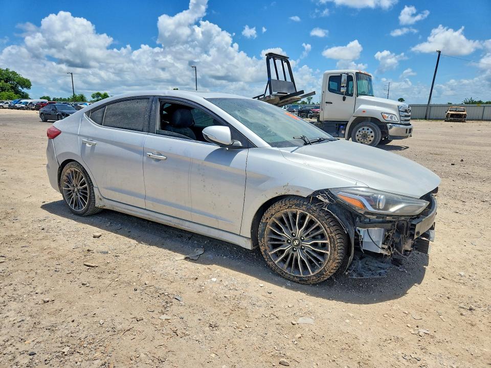 2018 Hyundai Elantra მანქანა იყიდება აუქციონზე, vin: KMHD04LB7JU522927, აუქციონის ნომერი: 57310886