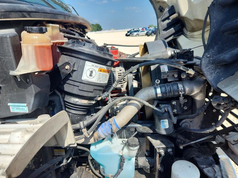 57187166 :رقم المزاد ، 1FVACXDT5CDBE8931 vin ، 2012 Freightliner M2 مزاد بيع