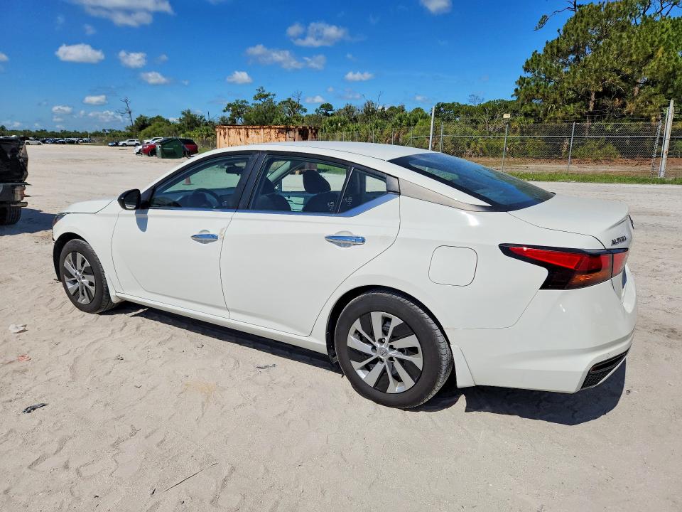 53848606 :رقم المزاد ، 1N4BL4BV4RN354416 vin ، 2024 Nissan Altima 4 D مزاد بيع