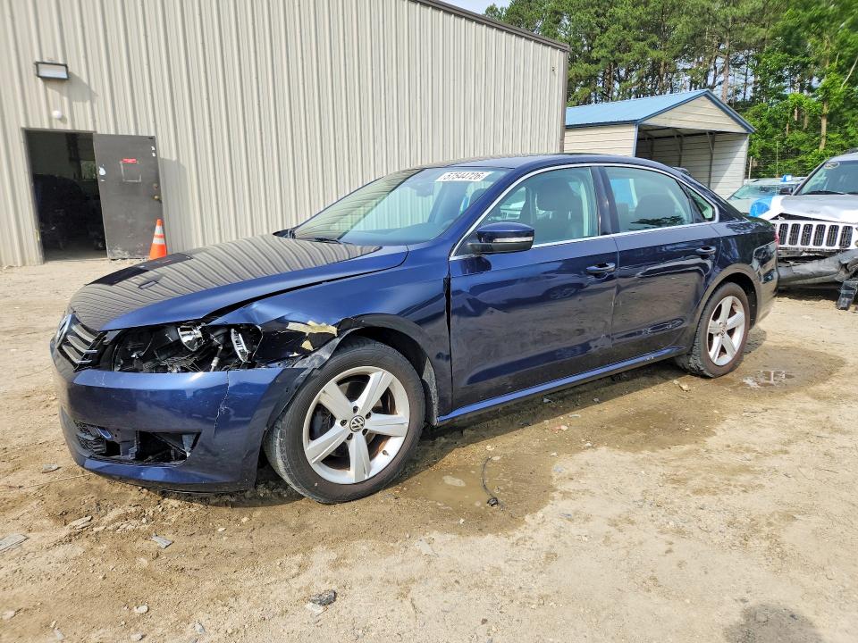 57544726 :رقم المزاد ، 1VWBP7A30DC058522 vin ، 2013 Volkswagen Passat مزاد بيع