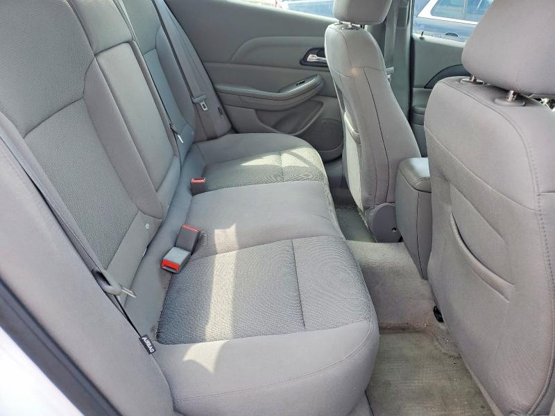 58602826 :رقم المزاد ، 1G11B5SL1FF138003 vin ، 2015 Chevrolet Malibu مزاد بيع