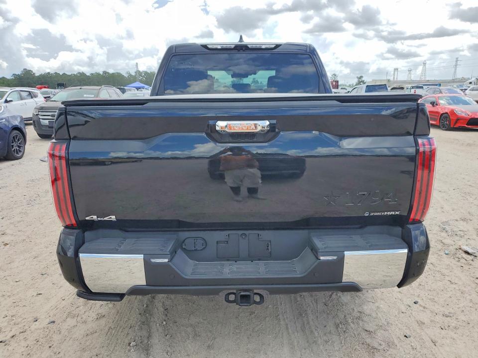 57325326 :رقم المزاد ، 5TFMC5DB0SX089743 vin ، 2025 Toyota Tundra مزاد بيع